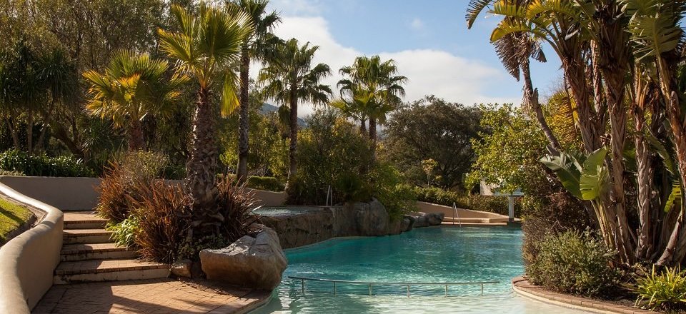 Pamper Yourself with a Luxurious Stay