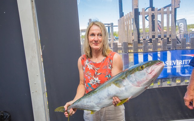 Fisher woman - Chas Everitt Cape Agulhas - Xplorioâ„¢ Agulhas