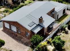 R2,395,000:Â 3 Bedroom House For Sale in De Kelders