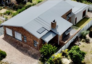 R2,395,000:Â 3 Bedroom House For Sale in De Kelders