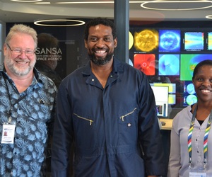 Deputy Minister Visits SANSA Hermanus