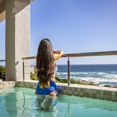 Sea View - Whale Waters Self Catering Lodge - Xplorioâ„¢ Gansbaai