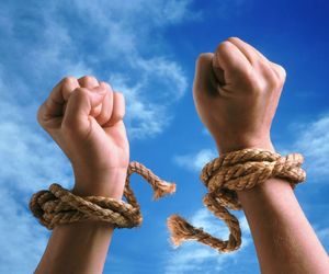 Why do I have trouble letting go of the past?