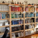 Menucha Library and Bookshop - Menucha Coffee & Crafts - Xplorio â„¢ Pringle Bay / Rooi Els