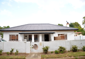 4 Bedroom House for Sale in Villiersdorp: R1,690,000