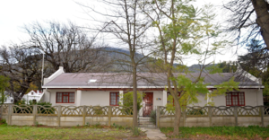 4 Bedroom House for Sale in Villiersdorp: R1,692,000