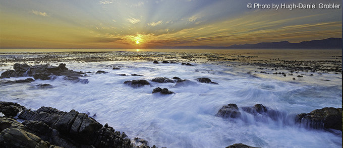 a-natural-landscape-between-mountain-and-sea-gansbaai-south-africa