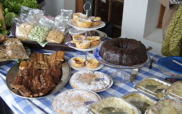 Local Markets in Stanford