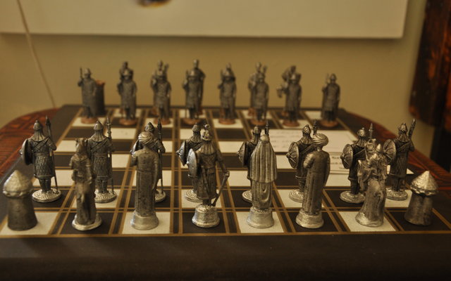 Chess Sets depicting Historical Battles from Napier All Sorts