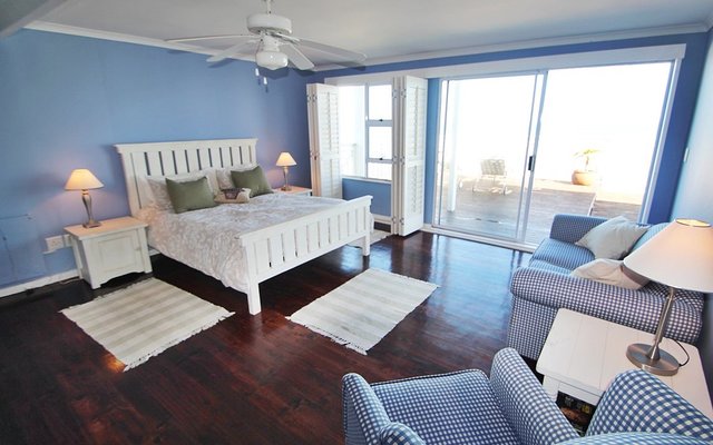 1 of 4 bedrooms with own bathroom