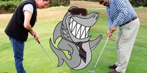 Kapt Gerda Groenewald en Skoolhoof Tommy Wilson in aksie