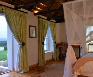 De Hoop's New Romantic Vlei Suites