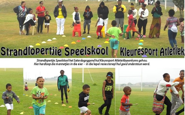 Strandlopertjie Speelskool het Saterdagoggend hul Kleuresport Atletiekbyeenkoms gehou. Hier hardloop die mannetjies in die eier â€“ in die lepel resies terwyl hul goed ondersteun word.