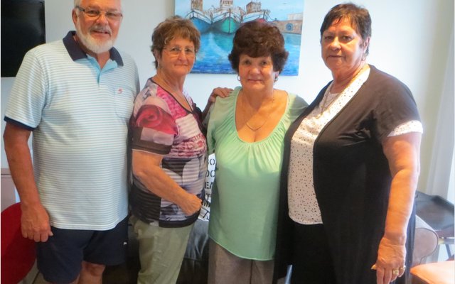 Gansbaai Belastingbetalers- en Inwonersvereniging se nuwe Bestuur, Nico NaudÃ©, Maretha Geldenhuys, Lida NaudÃ© en Ivy van Huyssteen