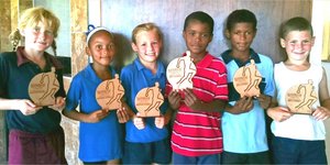 Die veelsydigheidstrofees : vlnr: Charlotte, Joy, Elani, Bradwil, Jayden en  Luc.