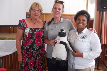 Rienie LÃ¼dick, Cari du Preez en Pinky Ngewe