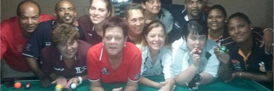 Voor vlnr is Sanet Basson, Suzette Brand, AdÃ©le Venter (kaptein), Selene Havenga en Brendeline Thomas. Middel vlnr is Frankie Bantom (bestuurder), Laylah Frick, Anneline van der Nest en Natasha Williams. Agter vlnr is Edward Visagie (skeidsregter), Melanie Smit en Reggie Jasper (skeidsregter).