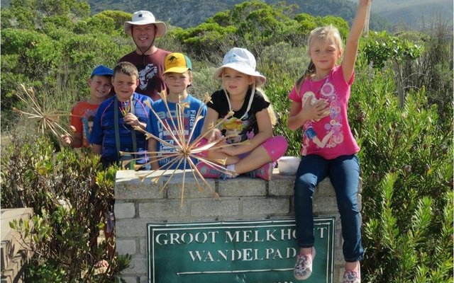 Die Voortrekkerspannetjie was opgewonde oor hulle wandeling deur die Groot Melkhout Wandelpad