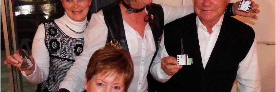 Hardwerkende Pikkewyne, met voor Lorraine Fourie en agter vlnr Anita Botha, Margi Muller en Philip Fourie