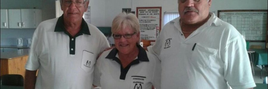 Vlnr: Tommie van Niekerk, Annemarie Botha en Henk van der Walt