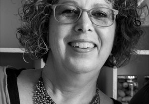 â€œTRâ€ STAAN VIR TREK EN TRAUMA