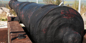 Signal Canons on Historical Hike