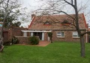 Beautiful holiday cottage close to Waterfront in Kleinmond