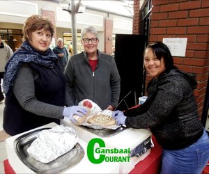Gansbaai Elimhuis wen met AGS Pannekoek