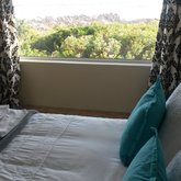 Double bedroom overlooking ocean