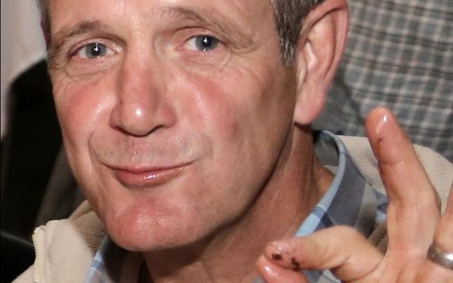 Manjifiek! Deon Kloppers van die O.m.G.e.e. Bediening kon nie vir â€˜n beter verjaardagparty gevra het saam met vriende nie!