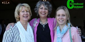 Lanita Marais, eienaar van De Kleine Gansies Kleuterskool  hier saam met Karin Otto en Natasha Stone.