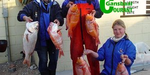 Dames: Die WP-damespan  het op die eerste dag tweede op die telbord gelÃª en terug gesak na die vyfde plek.  Van links Amanda van Staden (kaptein), Adele Palmer en Carla Rautman.