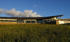 Luxury resort cleans up after fire