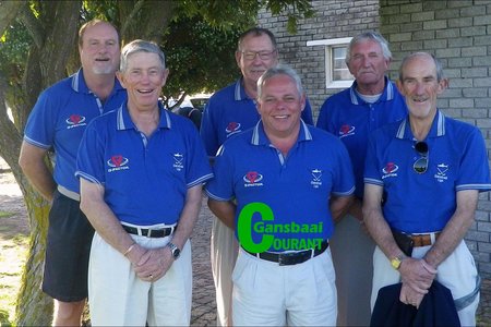 Gansbaai Gholfklub se nuutverkose Komiteelede. Voor vlnr Daan Victor, Jacques Nell en Andre Roos. Agter vlnr Neil Harrison, Bev Swart en George Hunt (Kaptein).