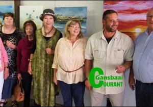 Pearly kry 'n 'Coffee Lounge'