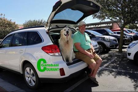 Â â€œThe wife went shoppingâ€, said Chris Moll, from Stanford last week, while keeping the coupleâ€™s well groomed Golden Retreiver company in the Great White Junction parking area. â€œThere goes my moneyâ€, he said jokingly when his mobileâ€™s beeper went off.Â  The two thoroughly enjoyed the attention from bypassers.