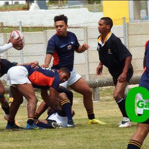 Universals Stanford en Rangers Bredasdorp spook sake uit in Saterdag se 7â€™s Rugbytoernooi op die tuisveld. 