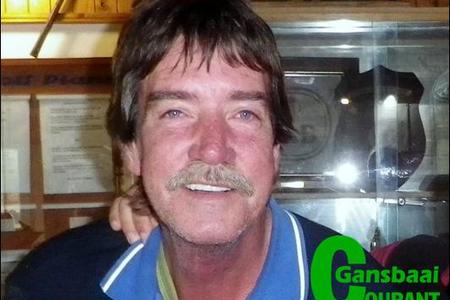 Gholfer, Dickie de Kock, wenner van die Maandelikse Houespel.