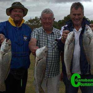 Die enigste manne met mooi kabeljoue â€“ vlnr: Stephan Ashlin, Mynard van Niekerk en Eldo Marais.