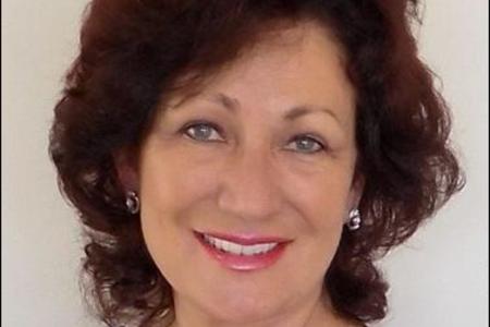 Cllr Riana de Coning