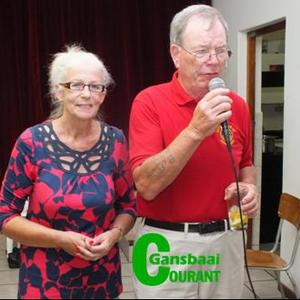Jack Doyle en sy eggenote, Anita van Engeland wat vele liefdadigheidsprojekte in Blompark en Masakhane al laat realiseer het met fondse wat hy deurentyd in Engeland insamel.