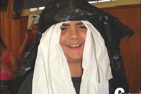 Jack Truter, â€˜n Gr 8 leerder van HoÃ«rskool Overberg in Caledon,  was deel van die groentjies se inlywing tydens hul graad 8 kamp.