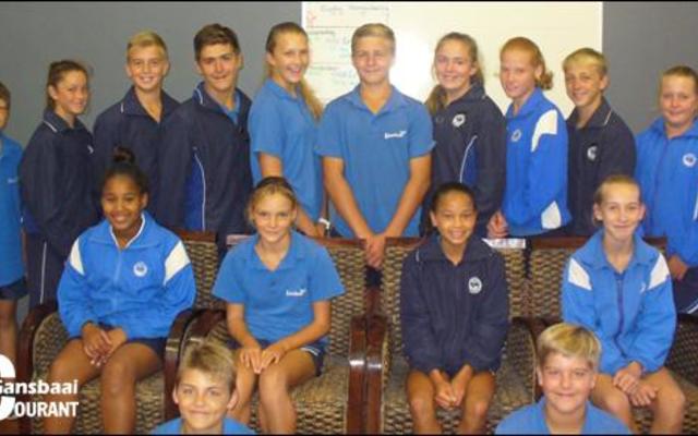 Atlete wat Saterdag, 18 Februarie 2017 aan die Overberg (Suid-Boland) Atletiekbyeenkoms  in Grabouw deelgeneem het: Veld Items - Voor van links Ralph Smit en Henning Nowers. Middel van links: Lisa Wolhuter, Nel Stieger, GenÃ© Cornelius en Karli-Mari Geldenhuys.  Agter van links: Philip Colyn, Megan Kruger, Daniel Hanekom, Anrie van Niekerk, George Groenewald, Nadine Groenewald, Nadia Pieterse, AJ Bosch en Janka du Toit.