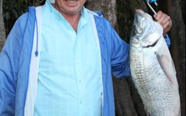 Die Klubkampioen van 2016, Eldo Marais, het sy jaar goed afgeskop met die grootste vis (steenbras, 5,22kg) en swaarste sak (5.22kg).