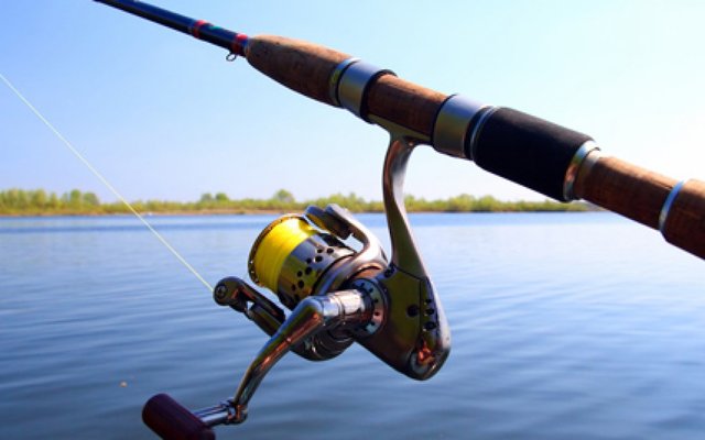 Fishing by boat on Saturday 18th