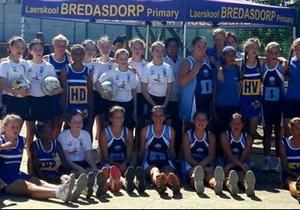 Laerskool speel kookwater-netbal