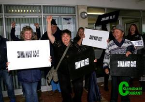 Gietende reÃ«n keer hulle nie