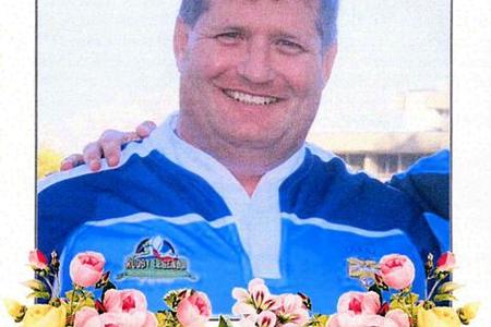 Lionell Gericke, â€˜n welbekende sakeman van die Paarl en enigste kind van Danie en Jeanette Gericke van Perlemoenbaai, wat enkele dae nÃ¡ â€˜n  dikderm-operasie met malaria gediagnoseer is en gesterf het. 