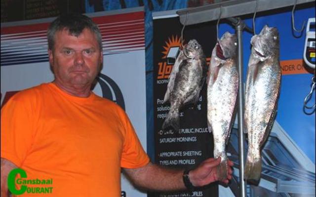 Tony Hoogendijk het weer eens weggestap as die Seniorkampioen van die dag.