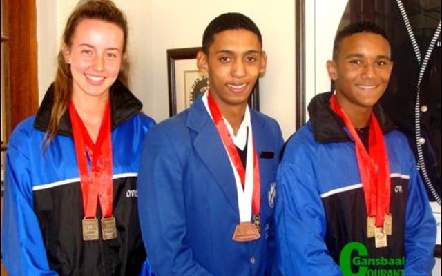 Martelize Jordaan -Â  Brons 100mH, Brons aflos; Lee-Hano Swarts - Goud in 400mH; Adrian Swart - Driesprong 4de, Verspring Goud en breek die 2003 S o/15 rekord met n afstand van 6,99m, Goud in 300mH en Silwer medalje in medley aflos.  Uitslae van die ASA JUNIOR ATLETIEKBYEENKOMS wat in Groenpunt plaasgevind het oor die naweek van 7 en 8 April 2017:  Martelize Jordaan - 4de in 100mH o/20, Lee-Hano Swarts - Brons medalje in 400mH o/20. Baie goeie tyd van 53.14s  Adrian SwartÂ  moes in o/18 groep deelneem en haalÂ  die 200m finaal en eindig 6de.